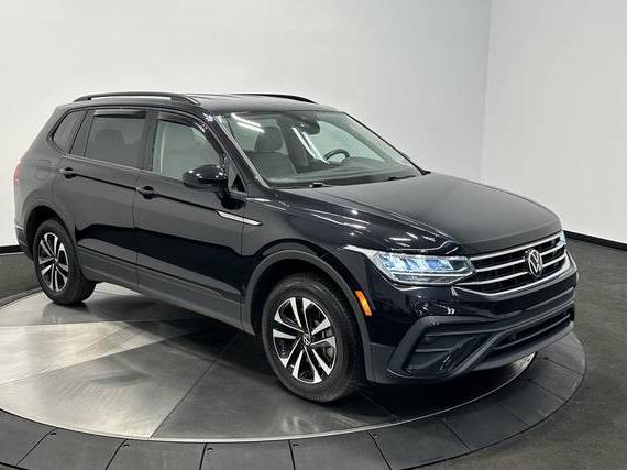 VOLKSWAGEN TIGUAN 4MOTION 2023 3VVFB7AX5PM119213 image